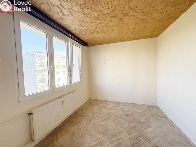 Prodej bytu 2+1 Sokolov, Slavíčkova č. 7