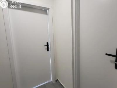 Pronájem bytu 1+KK Praha, Na břevnovské pláni č. 5