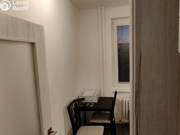 Pronájem bytu 2+1 Praha, Tupolevova č. 8