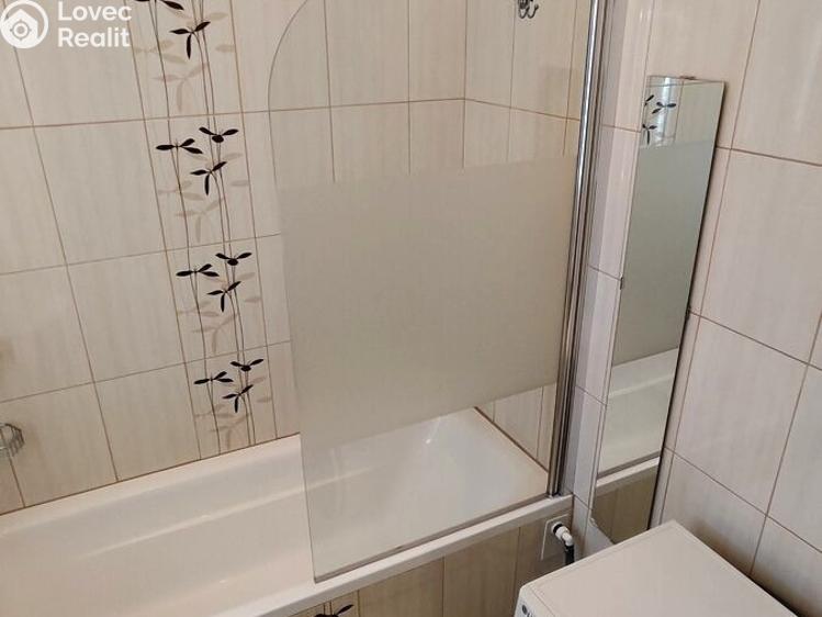 Pronájem bytu 2+1 Praha, Tupolevova č. 10