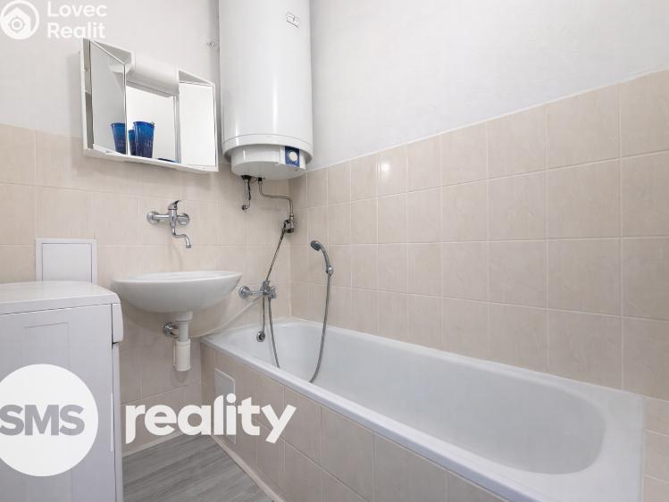 Sale apartment building Ostrava, Obránců míru 864/25 č. 23