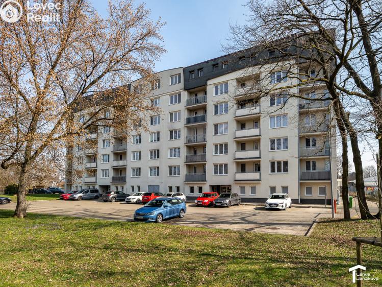 Pronájem kanceláře Pardubice, Školská 228 č. 1