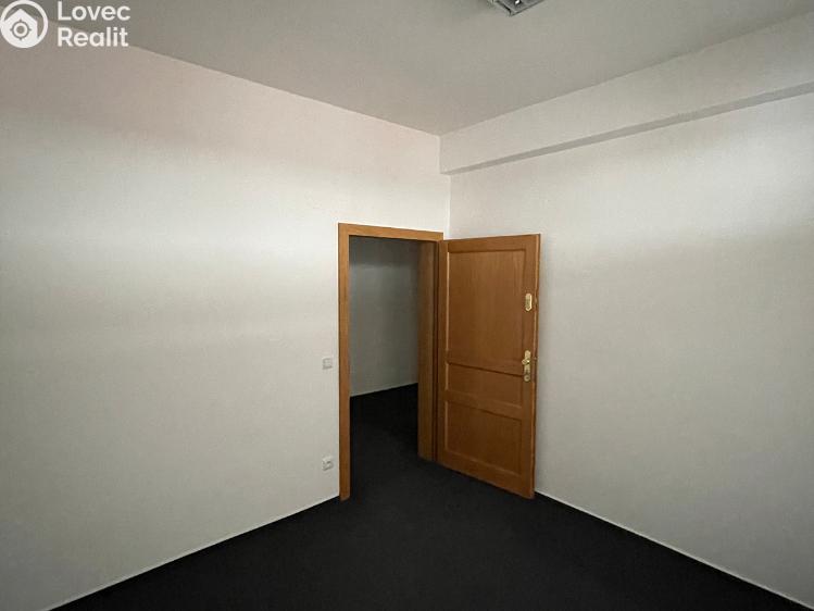 Pronájem kanceláře Velké Meziříčí, Pod Hradbami č. 9