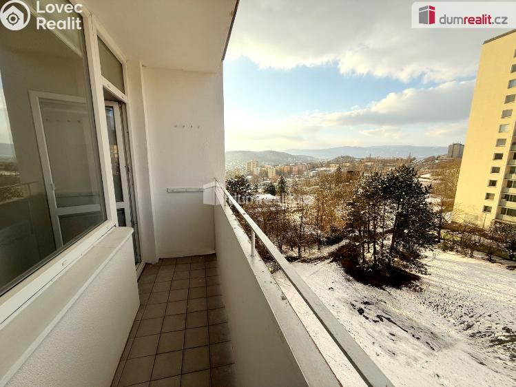 Pronájem bytu 3+1 Ústí nad Labem, Malátova č. 12