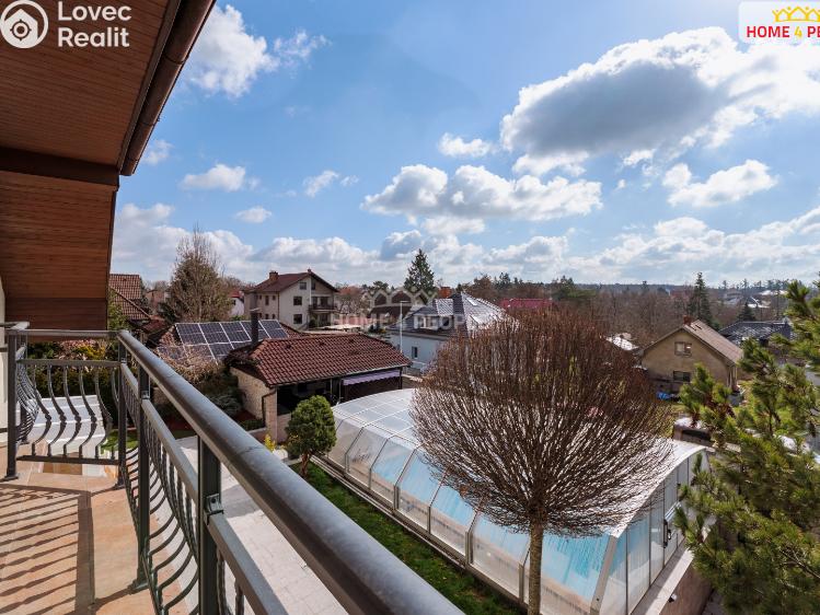 Sale family house Praha 12, Na Stráňkách č. 25