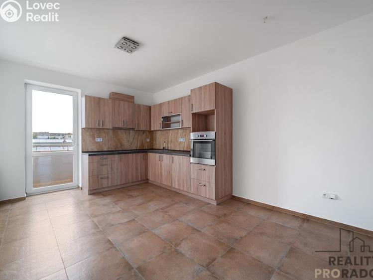 Pronájem bytu 2+KK Pardubice, V Ráji 528 č. 9