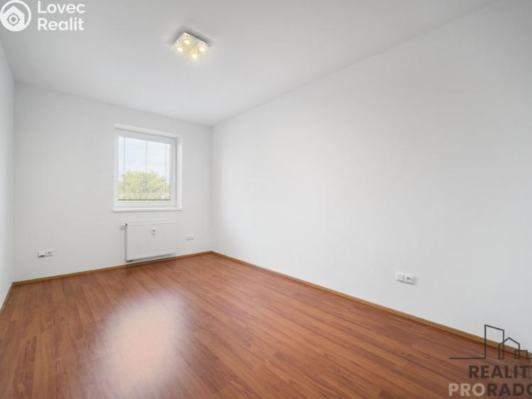 Pronájem bytu 2+KK Pardubice, V Ráji 528 č. 14