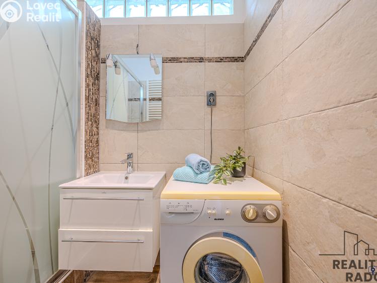 Prodej bytu 2+KK Ostrava, Oty Synka 1836/1 č. 12