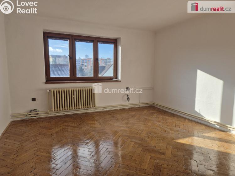 Pronájem bytu 3+1 Velešín, Budějovická č. 1