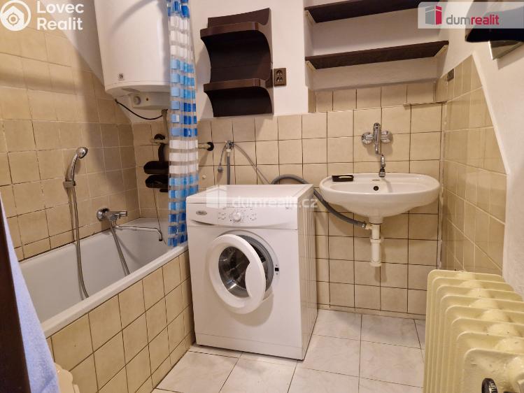 Pronájem bytu 3+1 Velešín, Budějovická č. 6