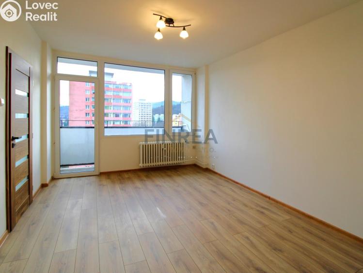 Sale apartment 3+1 Klášterec nad Ohří, Budovatelská 485 č. 7