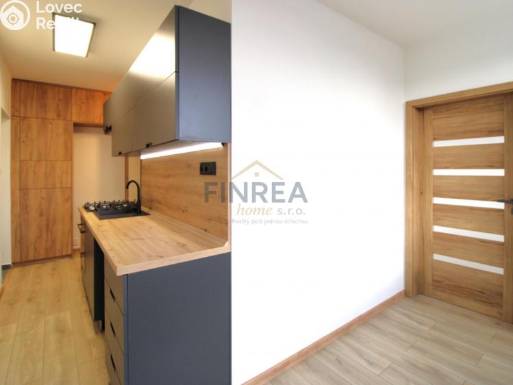 Sale apartment 3+1 Klášterec nad Ohří, Budovatelská 485 č. 10