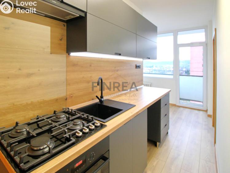 Sale apartment 3+1 Klášterec nad Ohří, Budovatelská 485 č. 12