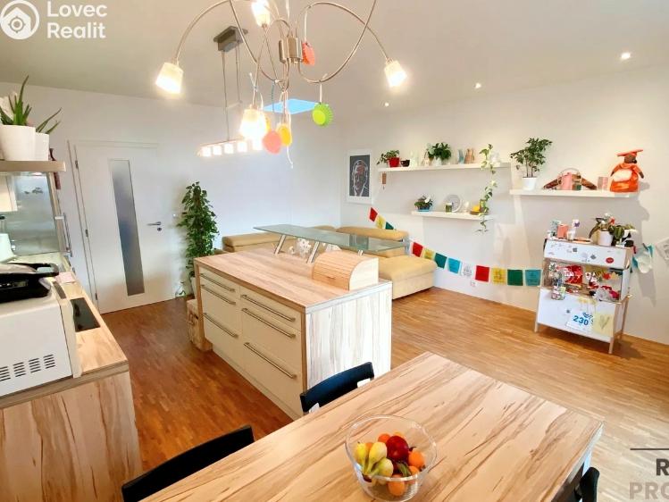 Pronájem bytu 3+KK Praha, Buchovcova č. 3