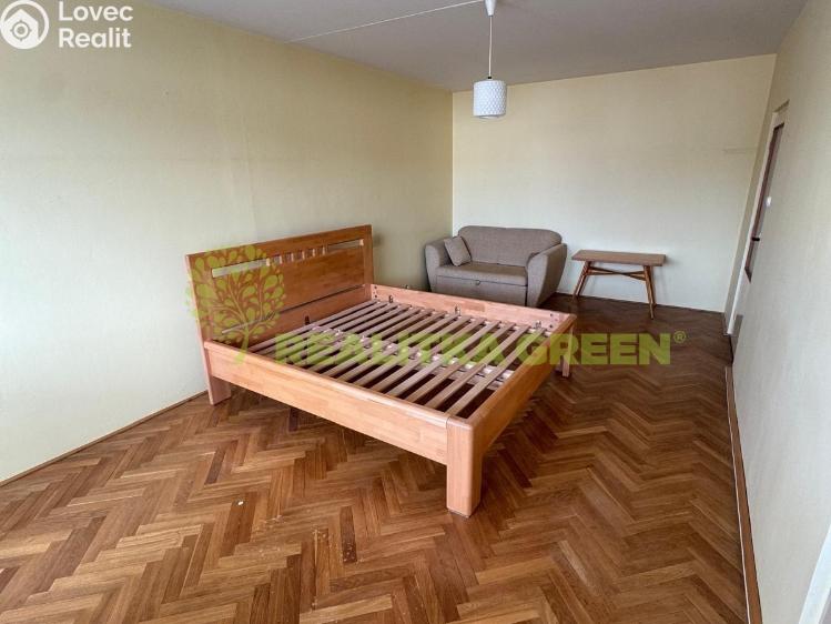 Pronájem bytu 1+1 Vsetín, Jiráskova 1816 č. 9