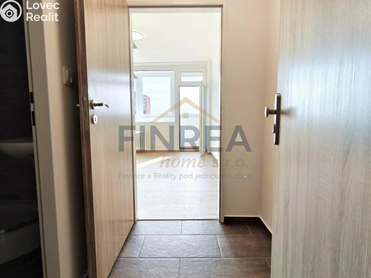 Pronájem bytu 1+KK Chomutov, Seifertova č. 7