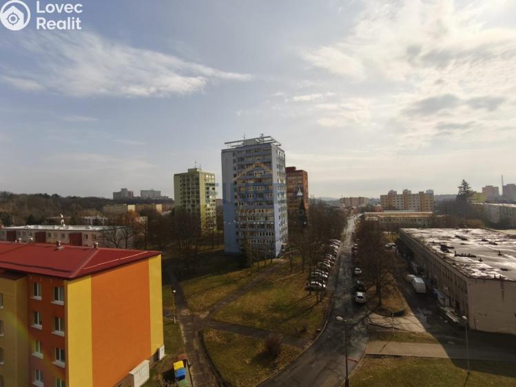 Pronájem bytu 1+KK Chomutov, Seifertova č. 9