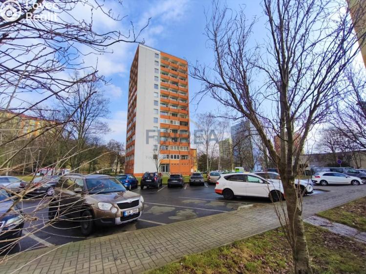 Pronájem bytu 1+KK Chomutov, Seifertova č. 11