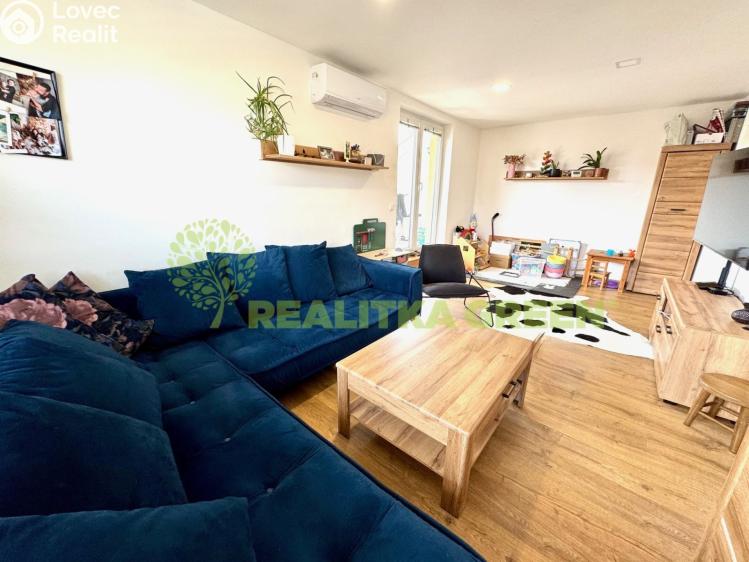 Sale apartment 2+1 Zlín, Dřevnická 377 č. 8