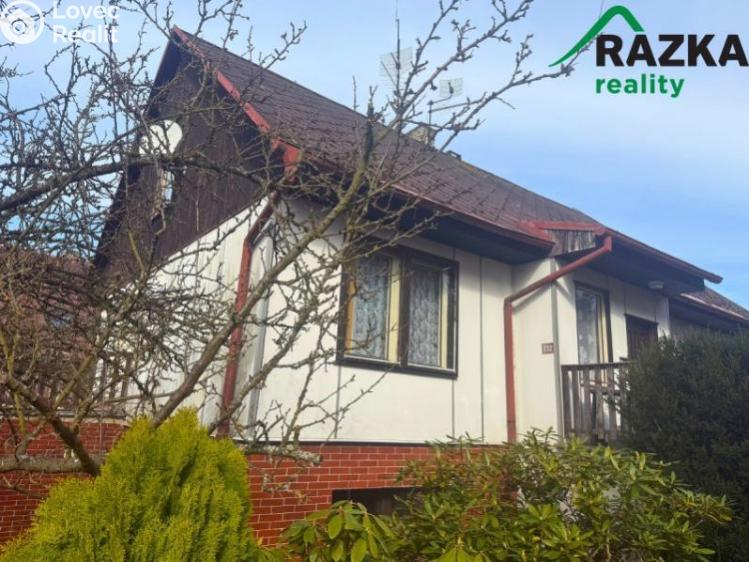 Prodej rodinného domu Halže, Sadová č. 1