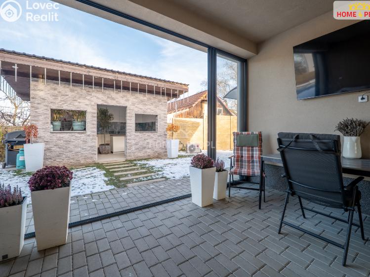 Sale commercial properties Rostoklaty č. 20