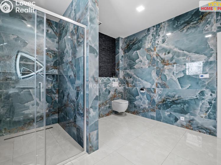 Sale commercial properties Rostoklaty č. 28