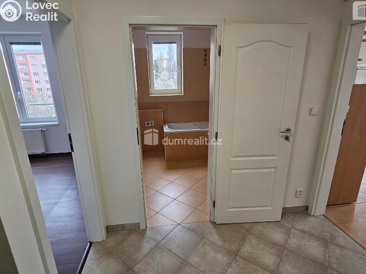 Pronájem bytu 2+KK Praha 10, Velenovského č. 14