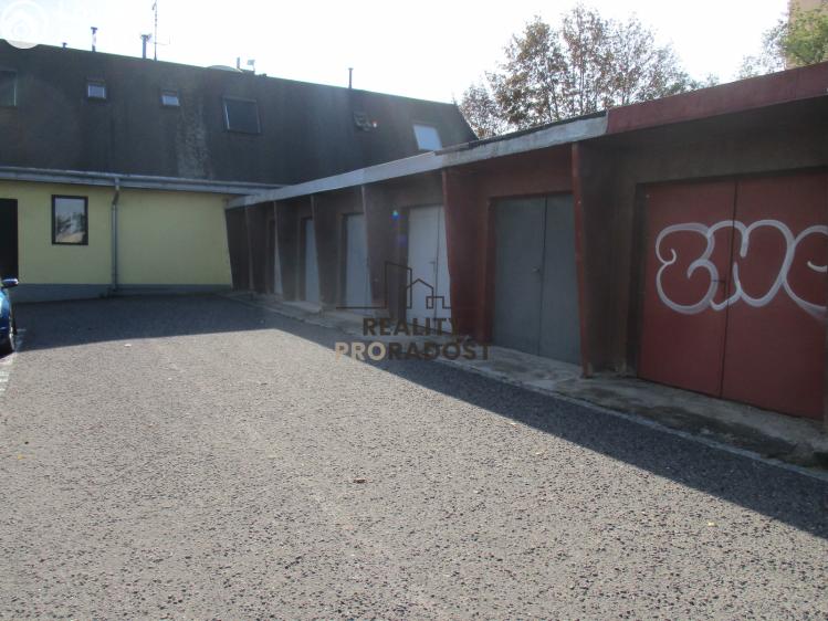 Pronájem garáže Znojmo, Pražská č. 3
