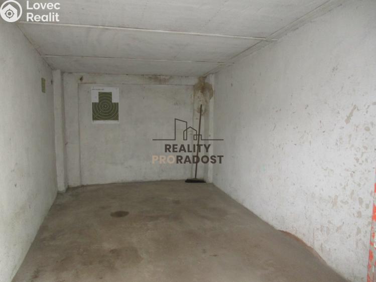 Pronájem garáže Znojmo, Pražská č. 4