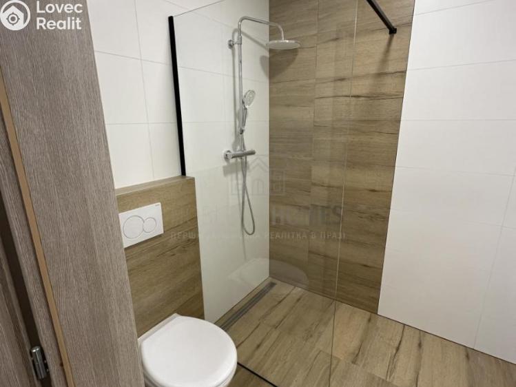 Pronájem bytu 2+KK Jenštejn, Kovářská č. 2