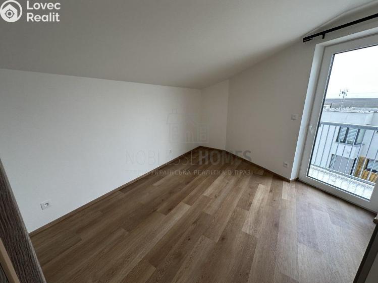 Pronájem bytu 2+KK Jenštejn, Kovářská č. 8