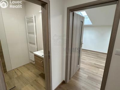 Pronájem bytu 2+KK Jenštejn, Kovářská č. 3