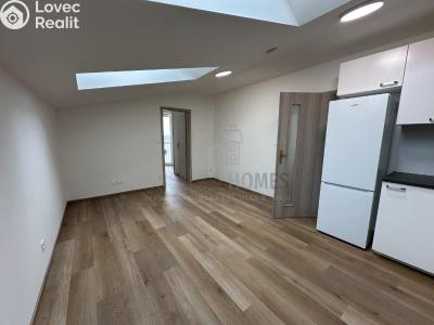 Pronájem bytu 2+KK Jenštejn, Kovářská č. 6