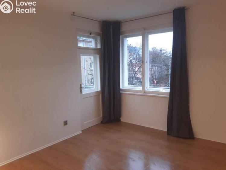 Pronájem bytu 1+KK Praha, Na dlouhém lánu č. 5