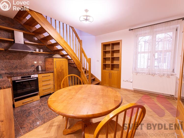 Pronájem bytu 2+KK Praha, Tomáškova 774/5 č. 3