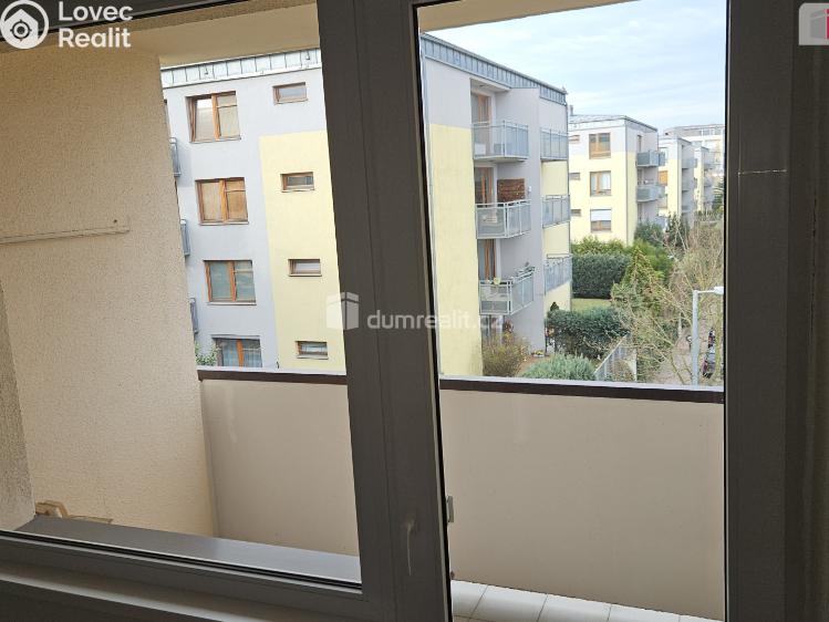 Pronájem bytu 1+KK Praha-Zličín, Nedašovská č. 11