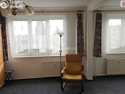 Pronájem bytu 1+KK Praha-Zličín, Nedašovská č. 2