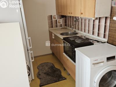 Pronájem bytu 1+KK Praha-Zličín, Nedašovská č. 5