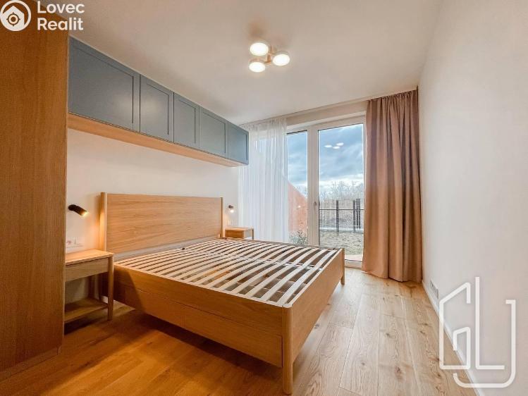 Pronájem bytu 2+KK Praha 5, Radlice, U Komína 369/10 č. 5