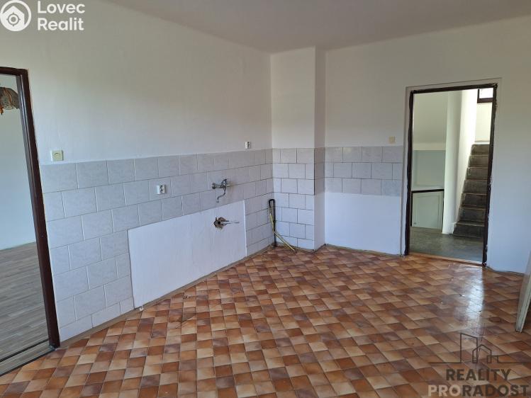 Продаж сімейного будинку Děčín, Ústecká č. 17