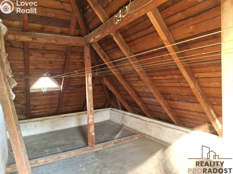 Продаж сімейного будинку Děčín, Ústecká č. 30