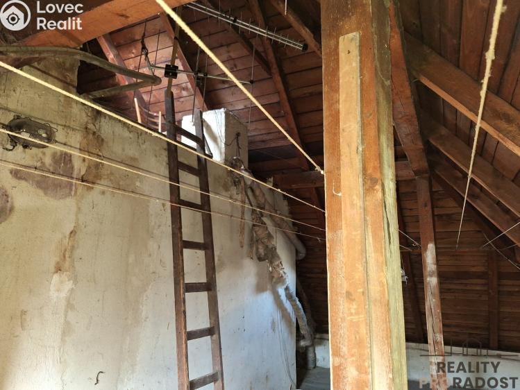 Продаж сімейного будинку Děčín, Ústecká č. 32