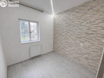 Pronájem bytu 3+1 Praha, Na Jarově č. 6