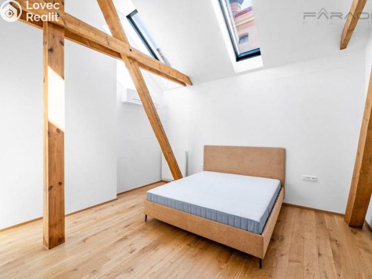 Pronájem bytu 2+KK Praha 4, Nusle, Vrtbova č. 8