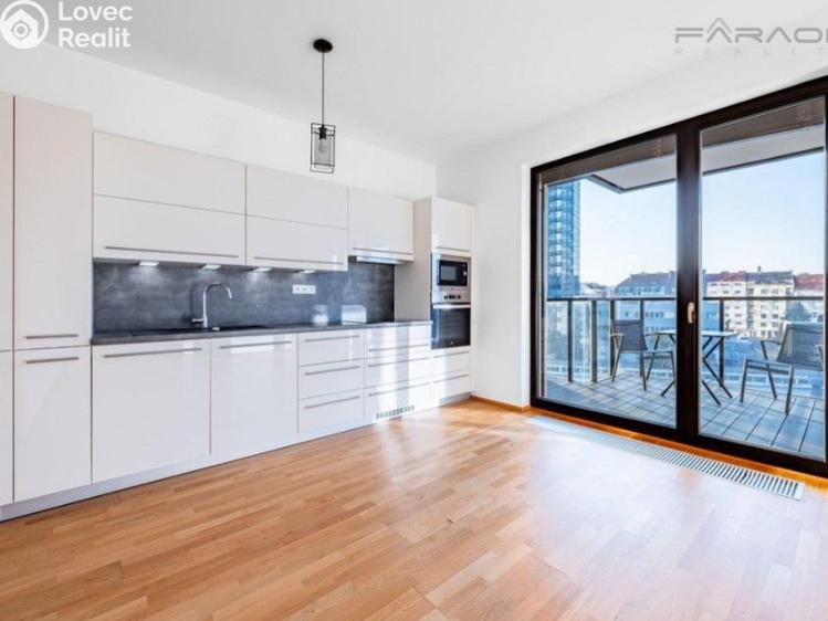 Rent apartment 2+KK Praha, Sanderova č. 1