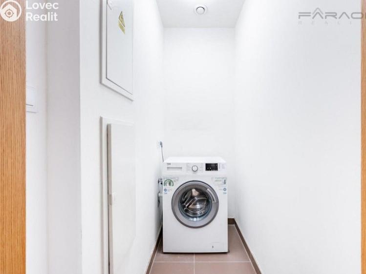 Rent apartment 2+KK Praha, Sanderova č. 9