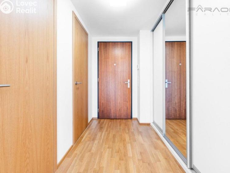 Rent apartment 2+KK Praha, Sanderova č. 10