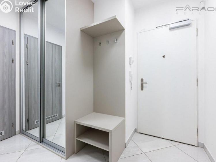 Prodej bytu 2+KK Praha, Klapálkova č. 12