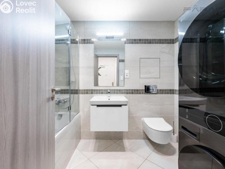 Sale apartment 2+KK Praha, Klapálkova č. 10