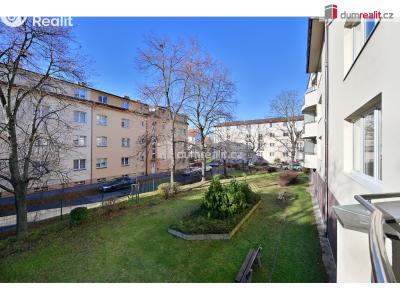 Pronájem garáže Praha 5, náměstí Josefa Machka č. 3